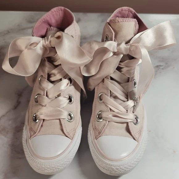 Converse Satin Bow Sneakers – Blush Pink – Women’s 6 - Picture 7 of 9